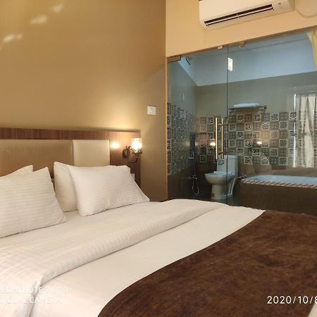 The Pearl Hotel Puri Kültér fotó
