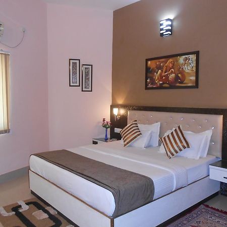 The Pearl Hotel Puri Kültér fotó