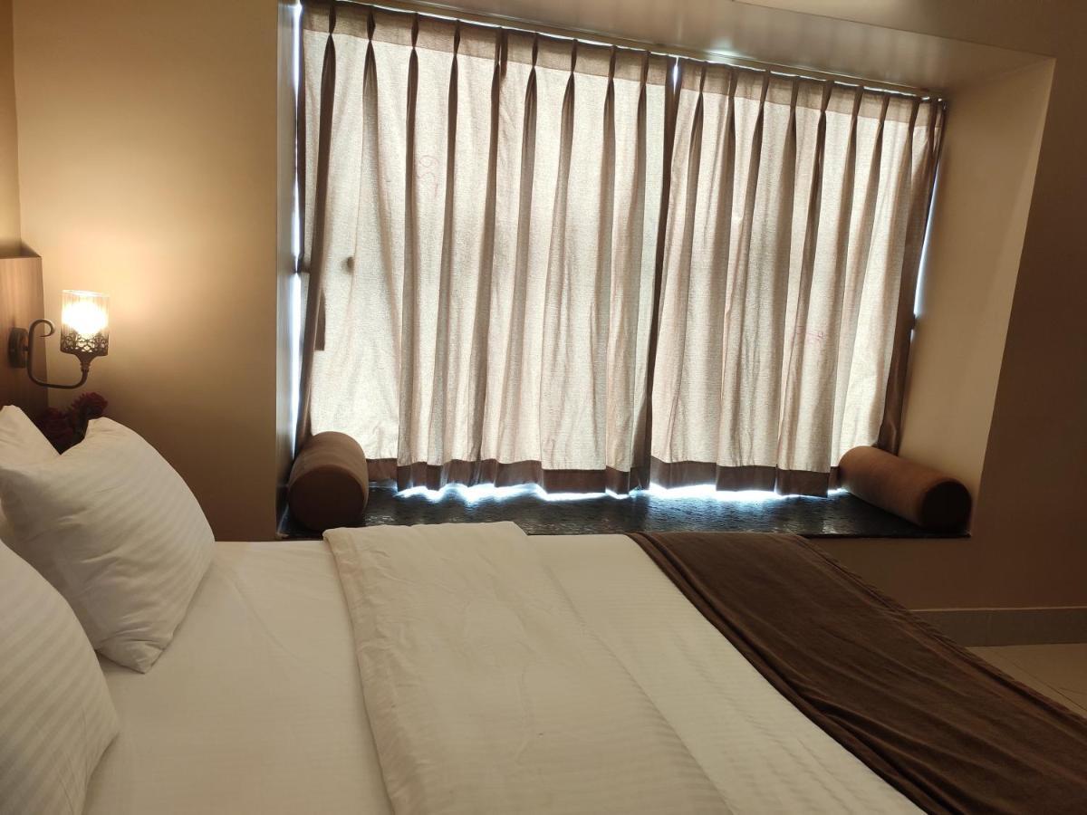 The Pearl Hotel Puri Kültér fotó