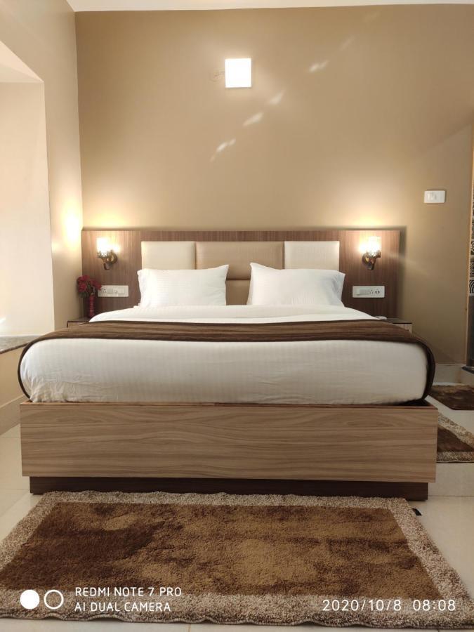 The Pearl Hotel Puri Kültér fotó